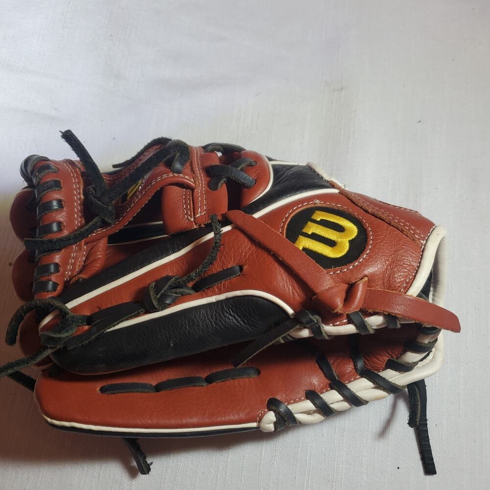 Wilson Baseball Glove 12 Inch | A500 | LHT